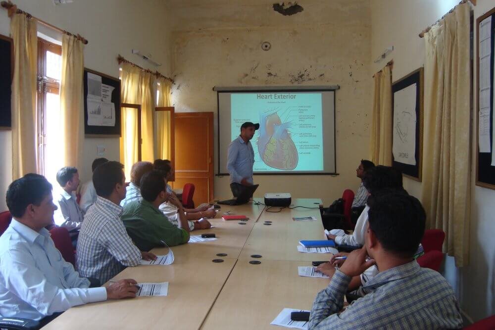 Himveda Ayurveda therapist course dharamshala